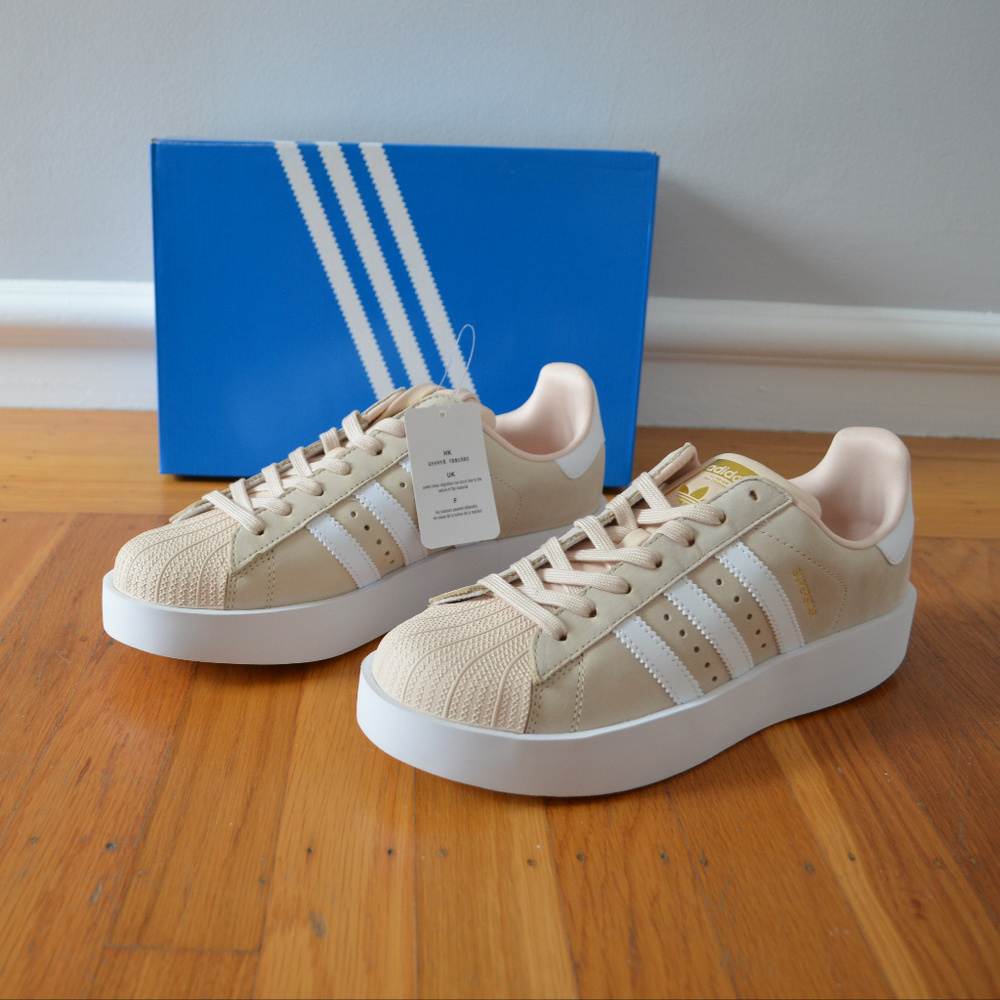 LAST ONE‼️ ADIDAS Originals Superstar Sneakers - Picture 2 of 8
